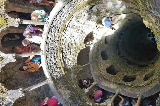 Sintra Tours - The Role of the Guides: Knowledge and Personal Touch