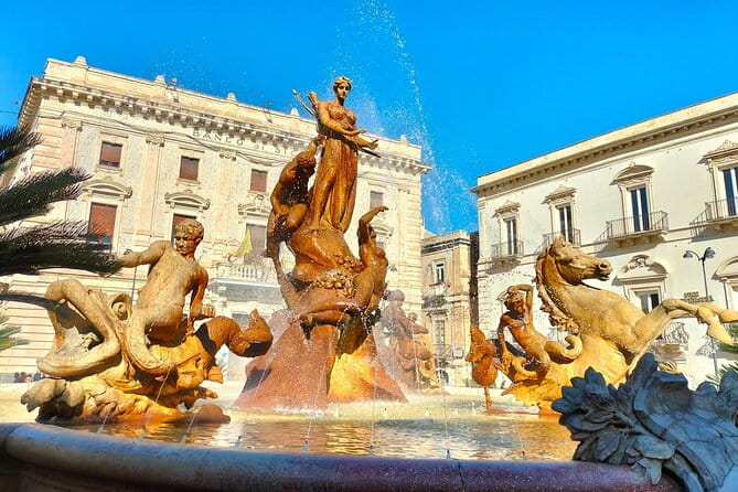 Siracusa & Noto: small group tour from Taormina - Who Will Find This Tour Great?