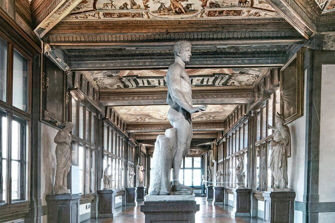 Skip-the-Line Uffizi Museum & Gallery Tour with Leonardo & Michelangelo Works - The Experience and Atmosphere