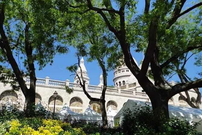 Small group visit to the Montmartre district in Italian - Practical Details and Tips