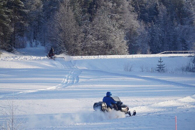Snowmobile tour - Price and Logistics: Is It Worth It?