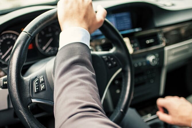 Sorrento Private Transfer from to Naples Airport Train Station - Arriving in Naples or Sorrento – What to Expect