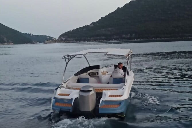 Speedboat Rent up to 8 people(charged per hour) - Who Should Consider This Tour?