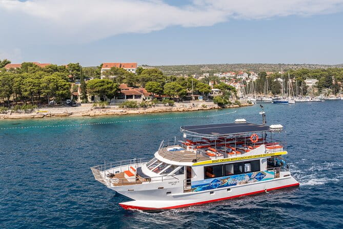 Split: Hvar, Bra, and Pakleni Cruise with Lunch and Drinks - Who Will Love This Tour?