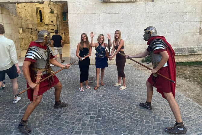 Split Private Walking Tour for Families with kids from 5-17 years - FAQ