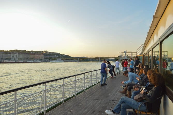 Summer Time Booze Cruise Budapest Sightseeing Danube Tour - Who Will Love This Cruise?