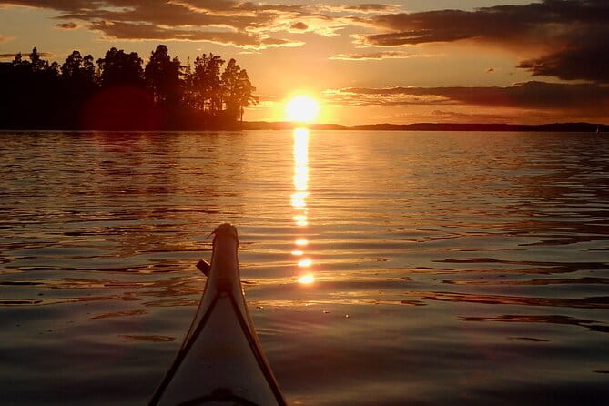 Sunset kayak tour with fika on Stockholms lakeside - Frequently Asked Questions
