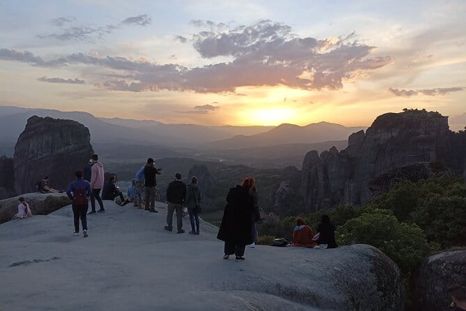 Sunset Tour to Meteora with Photo Stops - FAQs