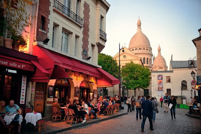 Tales & Tastes of Paris: A City Adventure by That's All Local - Discovering Montmartre: What to Expect from Each Stop