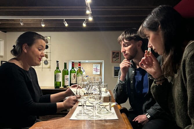 Tasting of Bordeaux White Wines Wine and Cheese Pairing - Who Should Consider This Experience?