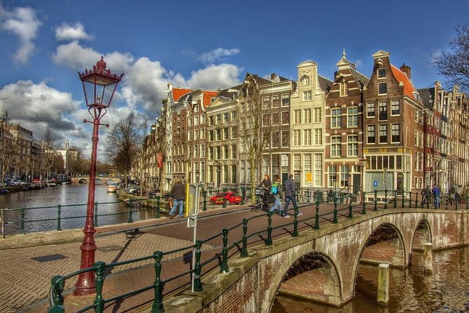 Taxi Transfer from cruise port terminal in Amsterdam to hotel in Amsterdam - The Real Deal: A Detailed Look at the Transfer
