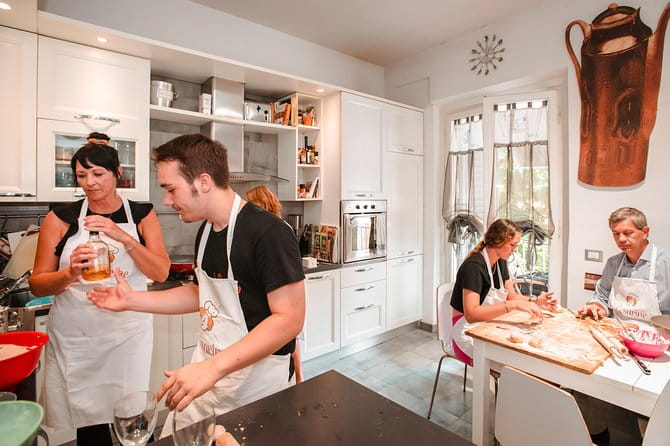 The art of the Italian Aperitivo with a Cesarina: Learn & Enjoy in Como - Value and Considerations