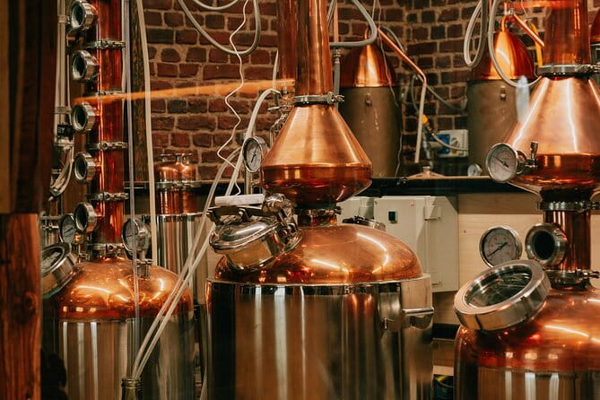 The Full Hoot Distillery Tour & Guided Hooting Owl Experience - What to Expect at the Hooting Owl Distillery