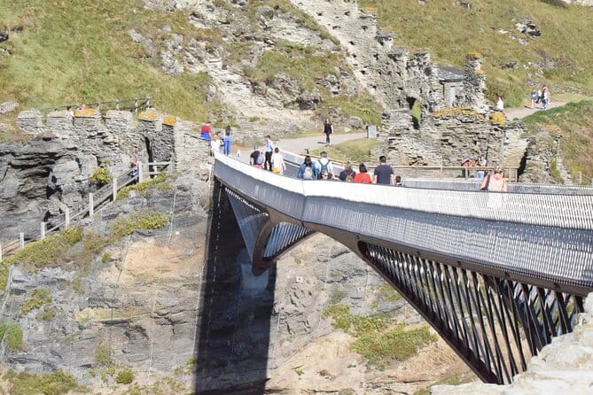 The Legend of King Arthur - Price and Logistics: Is It Worth It?