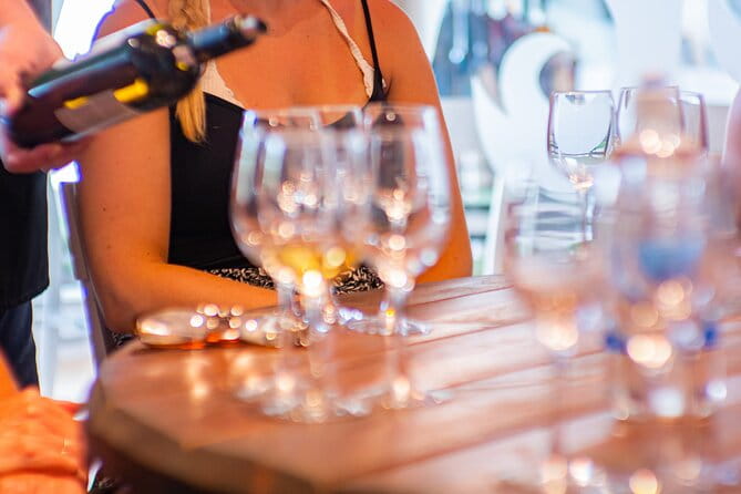 Top Sights of Santorini with Wine Tasting and Sunset in Oia - FAQ