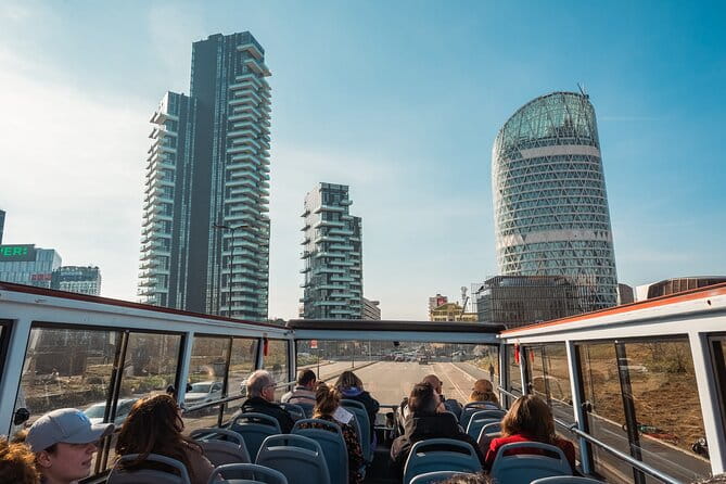 Tour of Milan by open bus, valid for 3 days - The Experience of Onboarding and Guides