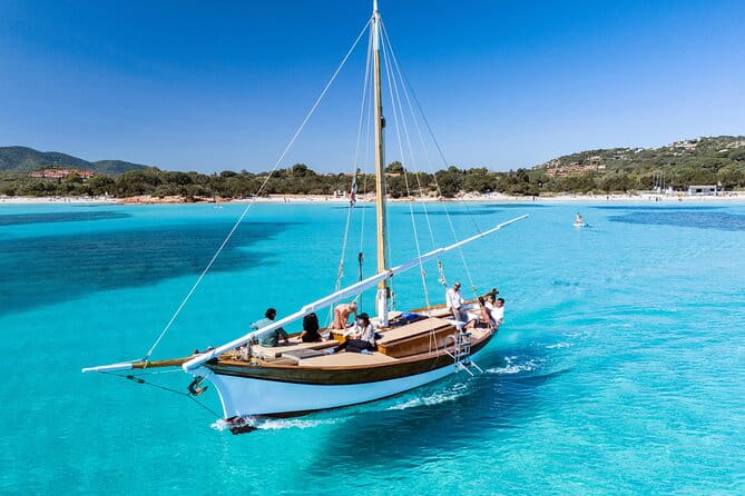 Traditional sailing ship tour to Tavolara and Molara - An In-Depth Look at the Experience