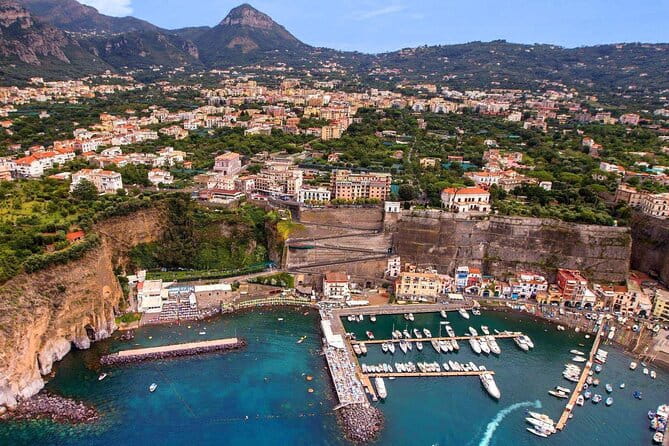 Transfers from Naples to Sorrento Positano Amalfi Ravello Maiori - FAQ