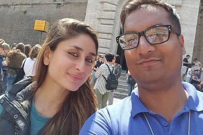 Vatican City Guided Tour With Less Crowd Than Regular Hours - VIP Backdoor Access to St. Peters Basilica