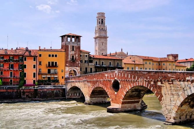 Verona Small Group Walking Tour - Exploring Verona’s Iconic Landmarks