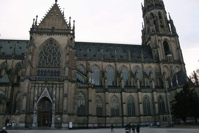 Vienna: Private Tour Mauthausen and Linz - Logistics: What to Expect from the Day