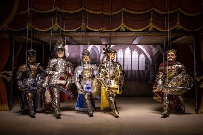 Visit to the Museum and show of Sicilian puppets in Syracuse - Practical Details and Logistics