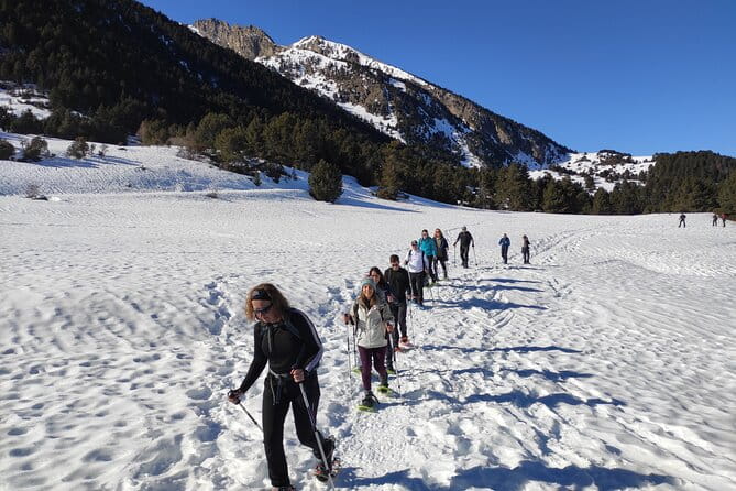 Weekend Snowshoes in Vall d' Arán Pyrenees - Who Will Love This Tour?