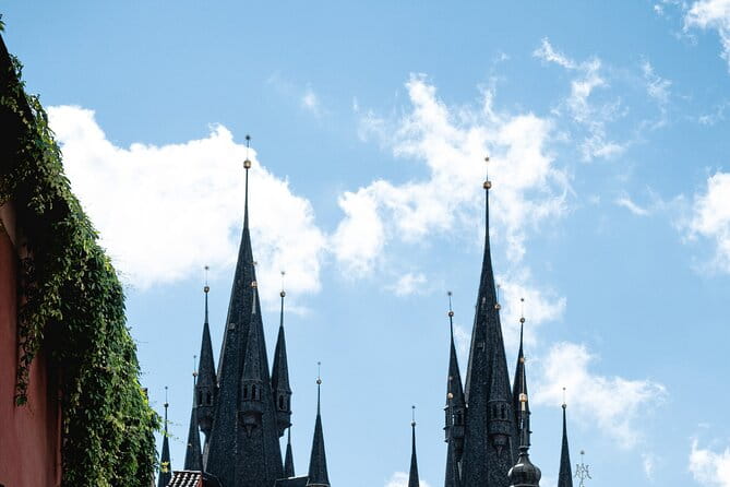 2 Days of Prague Exploration: Left and Right bank of Vltava River - Discovering Prague’s East Side: Old Town, New Town, Vysehrad