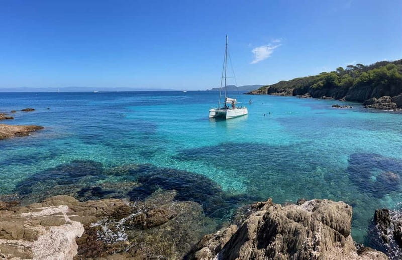 2-hour catamaran discovery tour of the Giens Peninsula and Porquerolles - FAQ