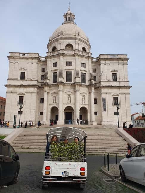 2 hours tour for your first day in Lisbon - Exploring Lisbon’s Roots from Castle Hill to Chiado