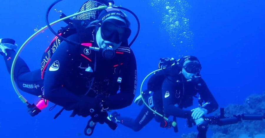 2 PRIVATE GUIDED DIVES - Introduction to Lanzarote’s Marine Treasures
