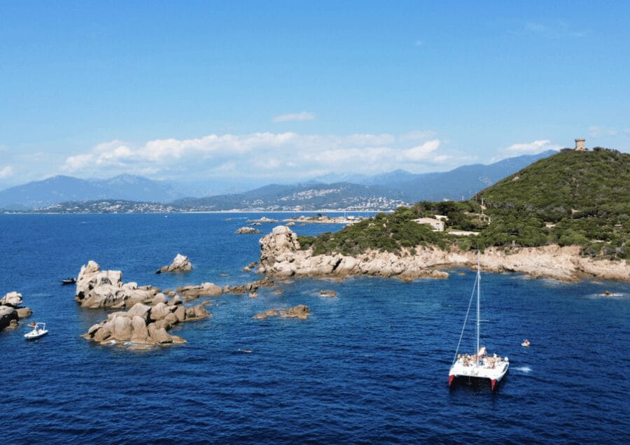 3H30 Explore the south shore of the bay of Ajaccio Catamaran - Who Should Consider This Tour?
