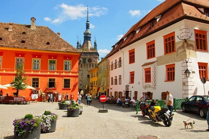 4 Days Private Tour in Transylvania Brasov Sighisoara Sibiu - Why This Tour Offers Great Value