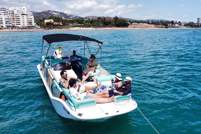 4 Hour Boat Ride in Jarana on the Bayliner Element XR7 - Who This Experience Is Best For