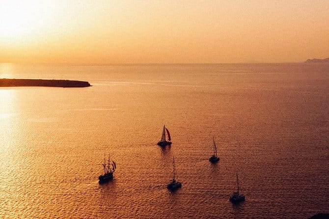 A full 8 hour Santrorini Tour (private) - Comfort, Timing, and Value