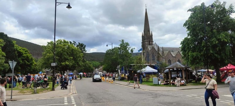 Aberdeen: Highland Heritage, Balmoral and Tartan Day Tour - Exploring Potarch and Glen Tanar: Nature’s Canvas