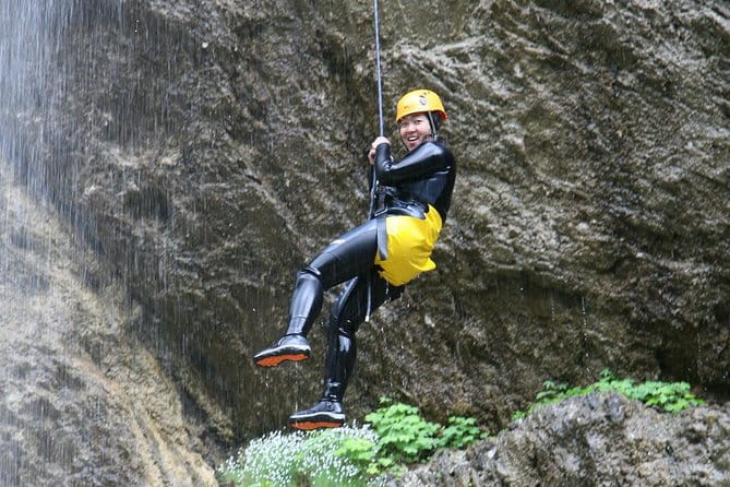 Advanced canyoning A+ package - An In-Depth Look at the Canyoning Experience