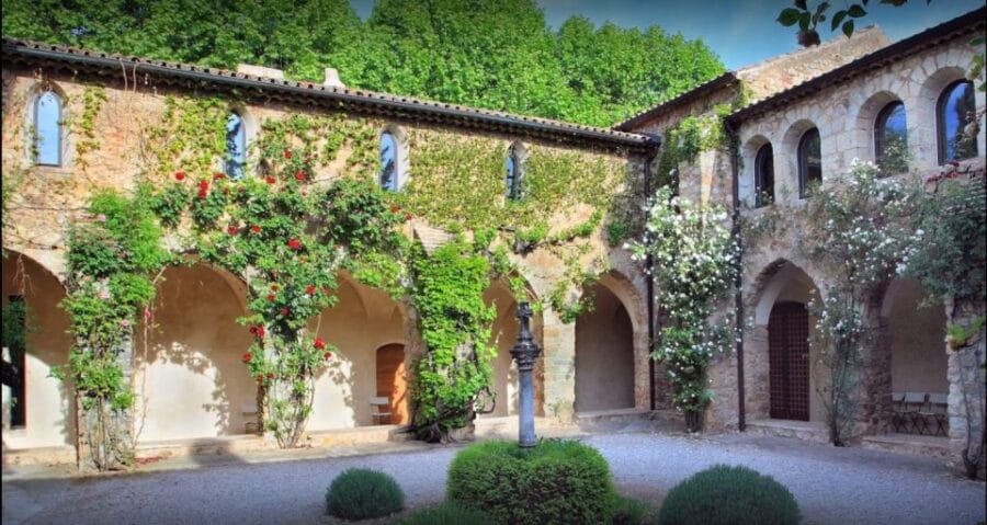 Aix En Provence and Wine Tasting Private Full day Tour - Visiting the Historic Center and Local Markets