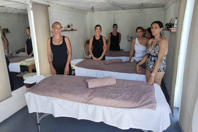 Akrotiri: Spa break for 3-4 friends, Pool access, wine & fruits - The Sum Up