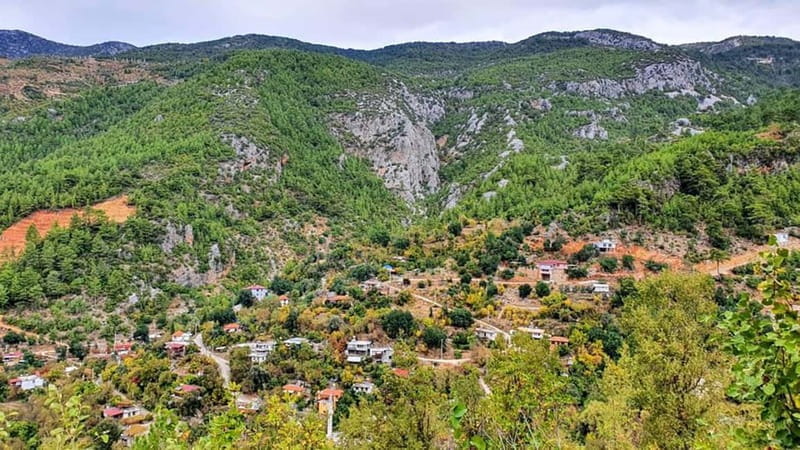 Alanya: Dim Cave and Dimçay River Jeep Safari Tour - The Refreshing Dim River and Riverside Lunch