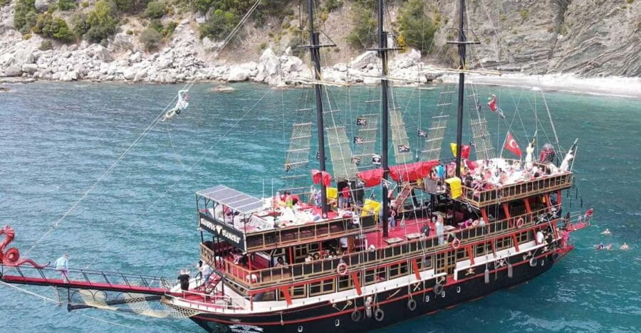 Alanya: Pirate Boat Trip with Optional Pick Up and Lunch - Exploring the Itinerary in Detail