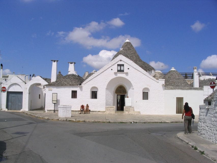 Alberobello: History Walking Tour - Walking Through Alberobello: Discovering the Trulli