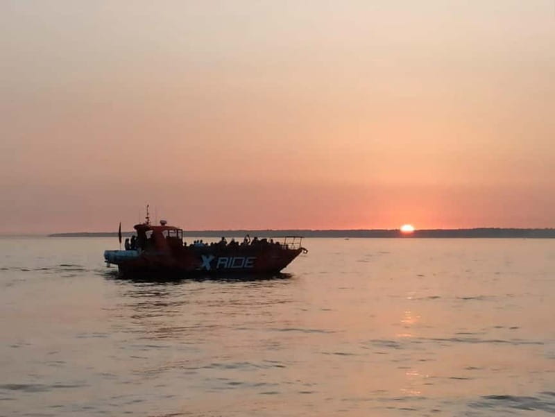 Albufeira: Benagil Cave Sunset Cruise - The Experience: What to Expect on the Sunset Cruise