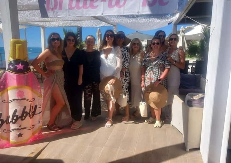 Albufeira: Full-English Breakfast with Prosecco - The Charm of a Beachfront Breakfast in Albufeira