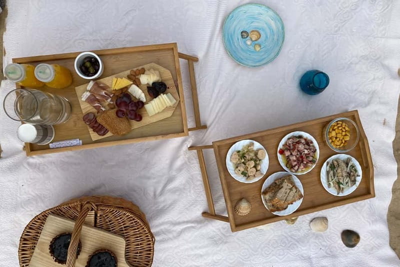 Algarve Romantic Seaside Picnic - Choosing the Perfect Location: Beach or Clifftop