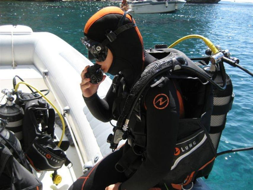 Alghero: discovery diving lesson for beginners - Entering the World of Safe Underwater Discovery