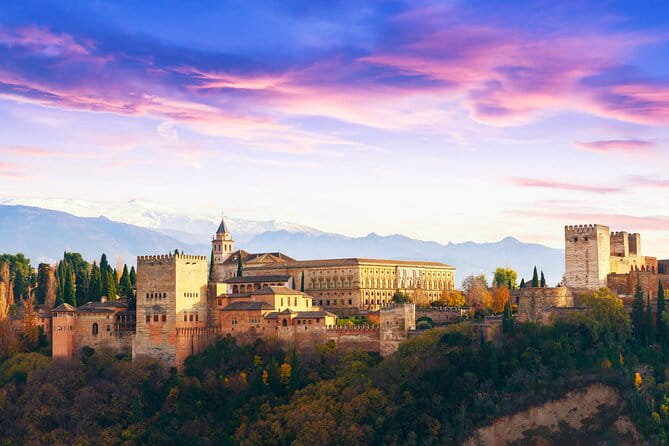 Alhambra al Completo, nazaries palaces, generalife palace - The Sum Up