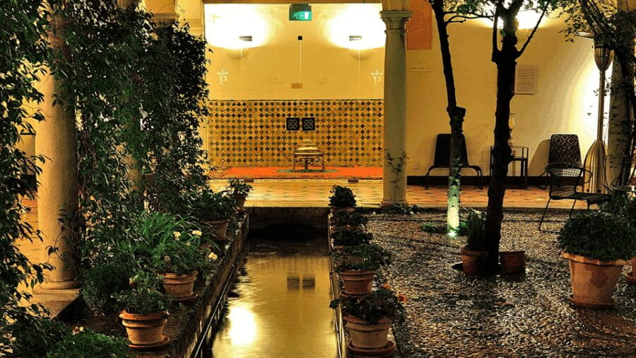 Alhambra: Tour Leyendas de la Alhambra - Who Will Love This Tour?