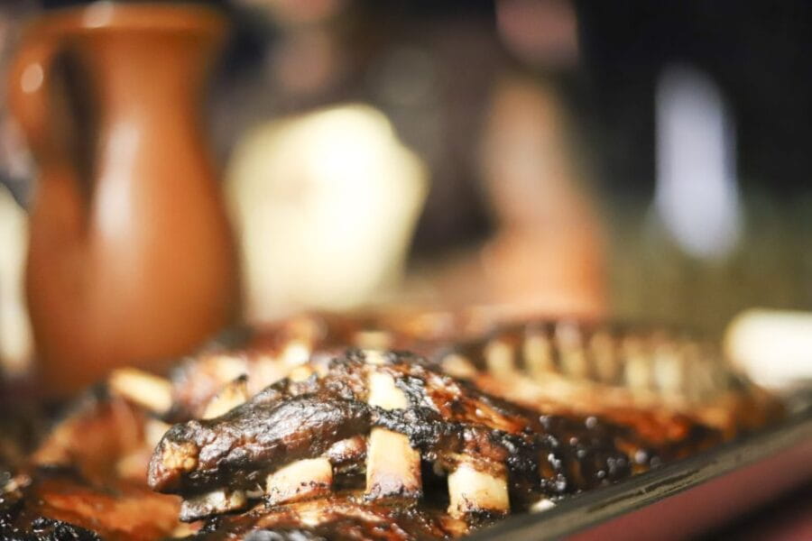 Alicante: Villajoyosa Gran Circus Maximus Entry Ticket - The Feast: What’s Included in the Meal?