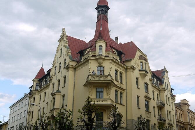 Alternative Riga: Central market and Moscow suburb tour - The Sum Up: Who Should Consider This Tour?